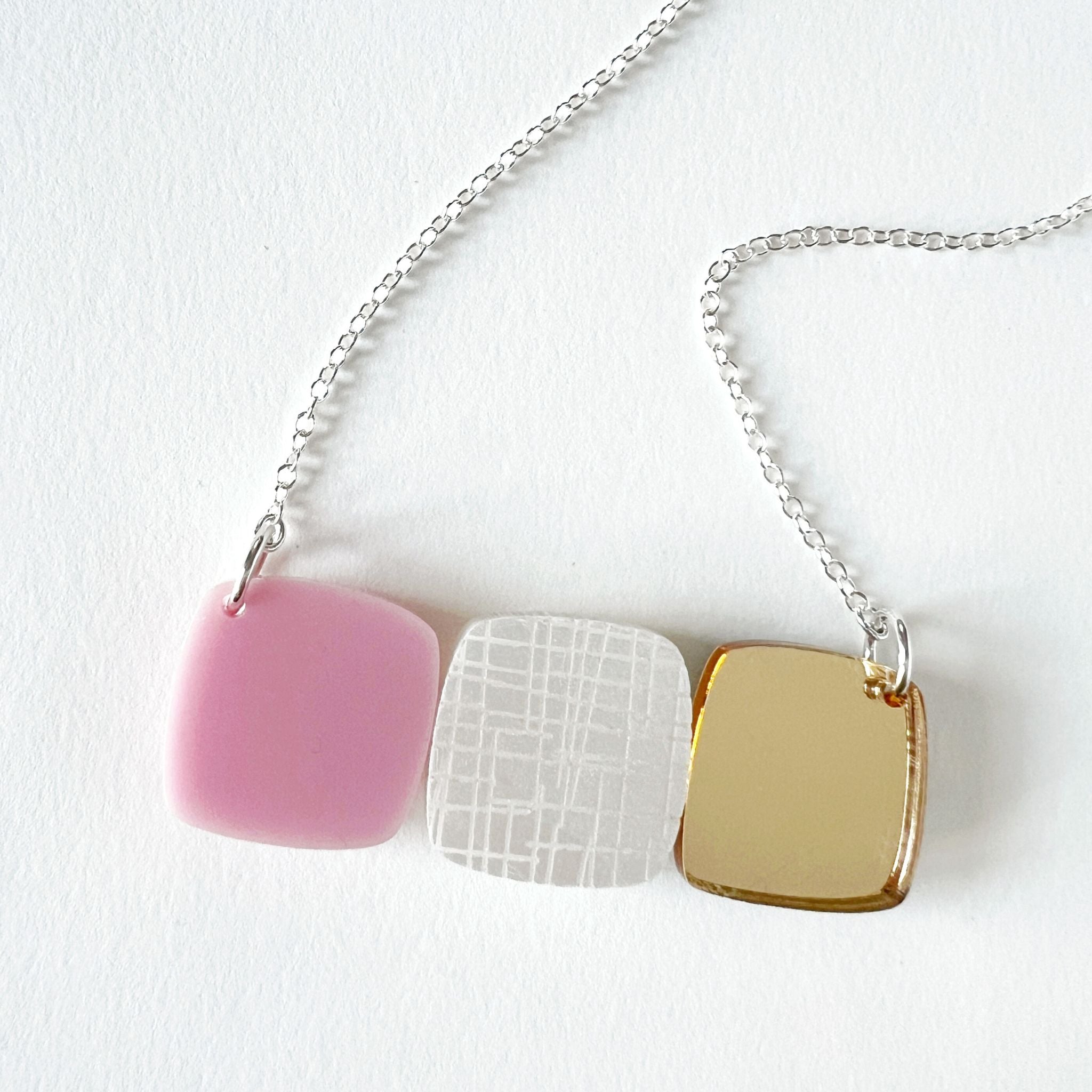 Midcentury Pebble Shape Abstract Necklace