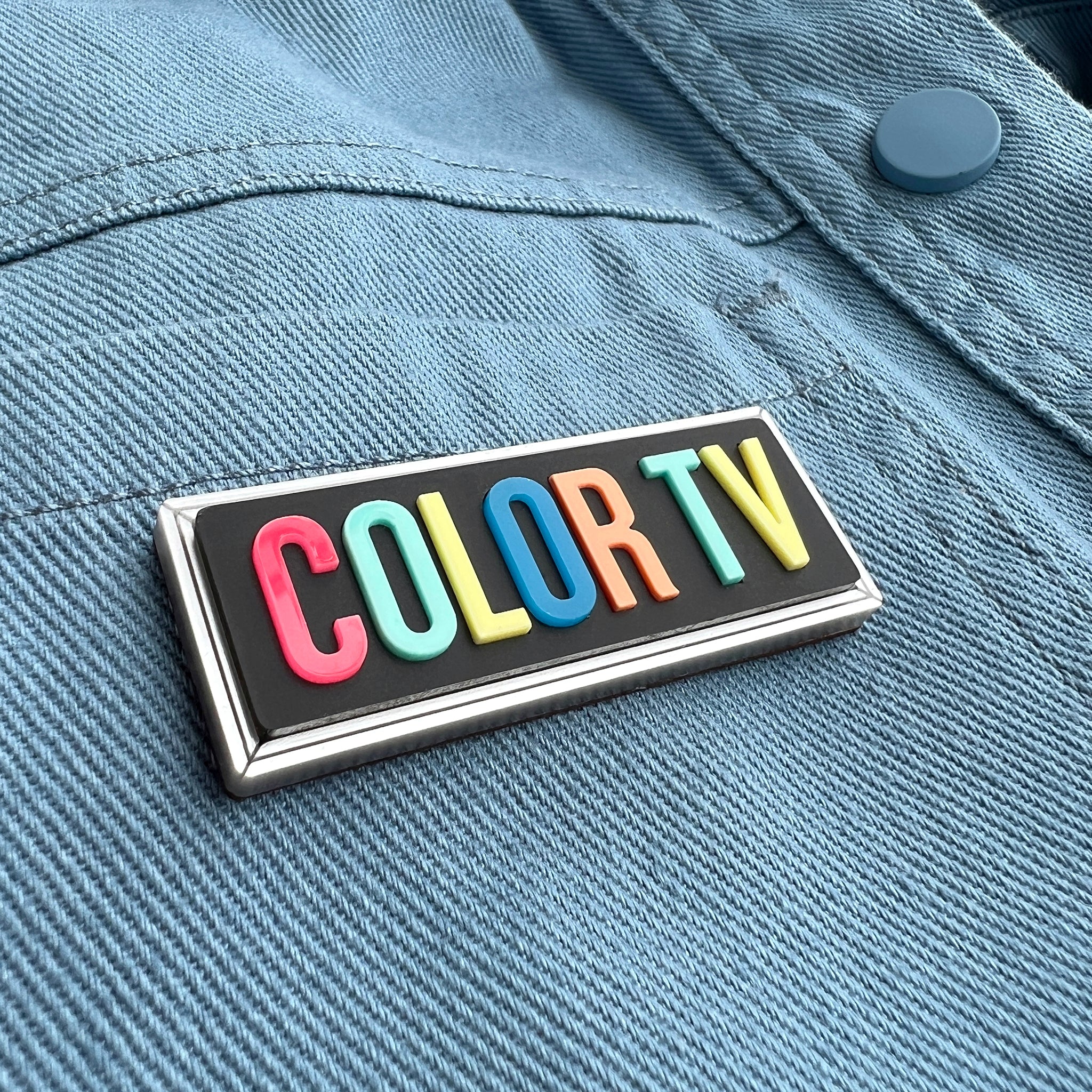 COLOR TV Sign Brooch – Tiny Scenic