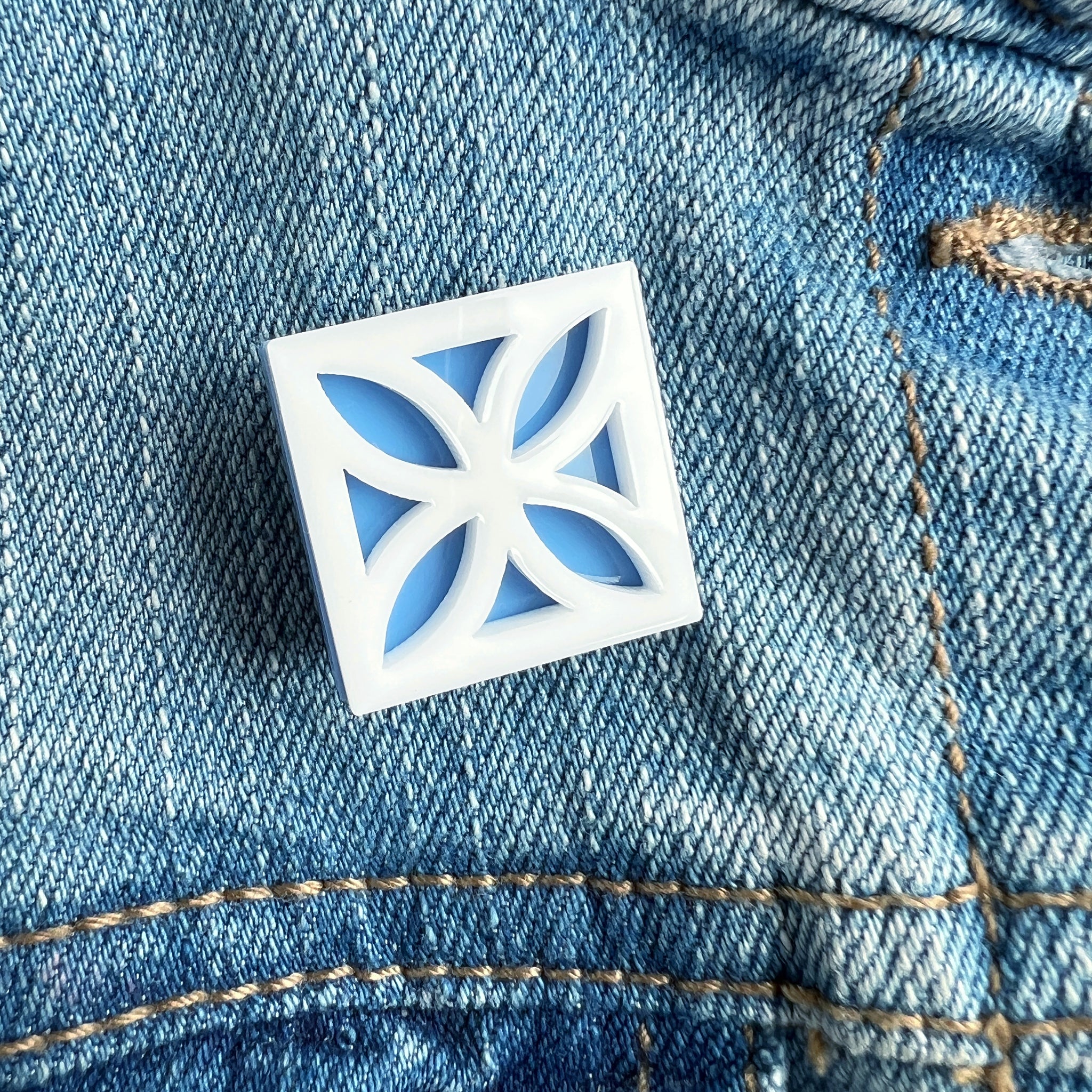 Breeze Block Pin - Leaf Pattern, Brights