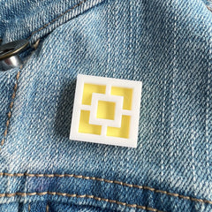 Breeze Block Pin in Square Pattern, Brights