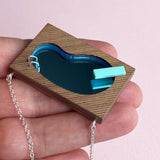 Kidney Bean Swimming Pool Necklace
